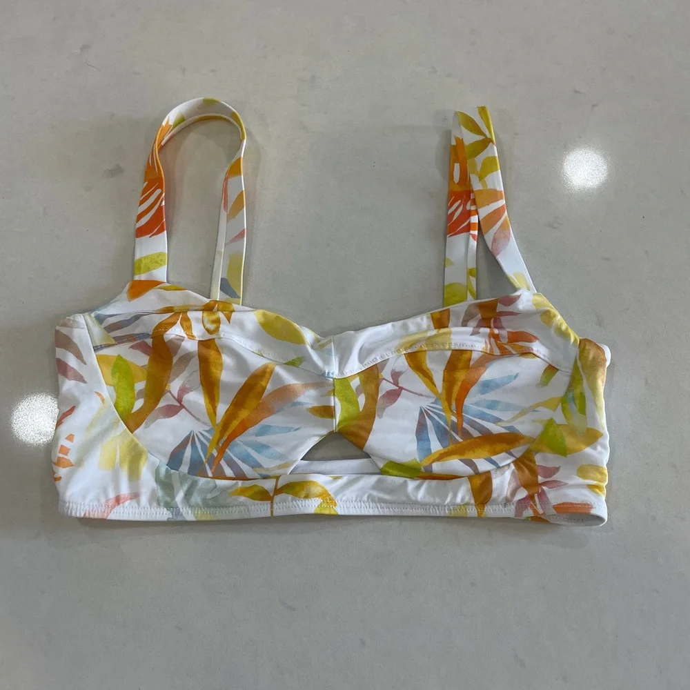 L*Space Tropical Print Bikini Set White Multicolor Bitsy Bottom | NWOT M & XL